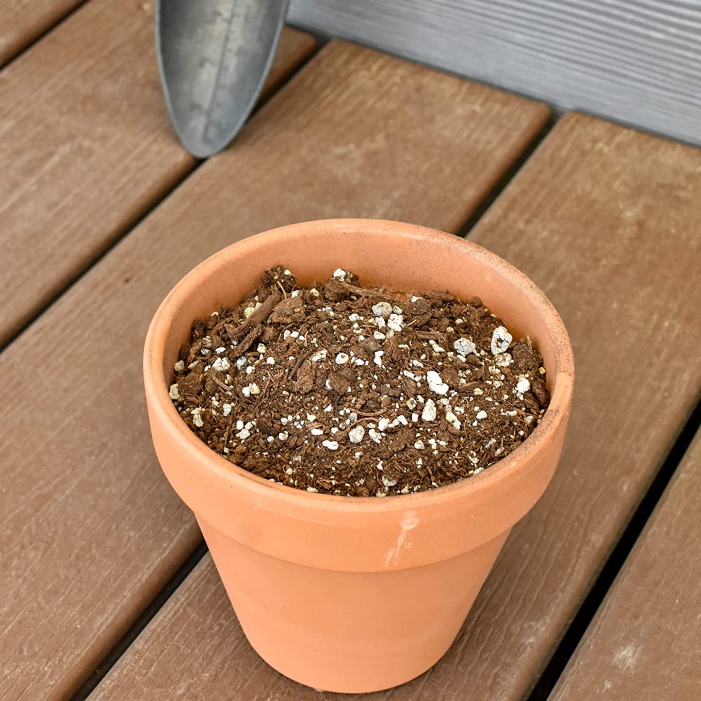 Soil Mixture for Indoor Herb Planters, Specially Blended Soil Mixture for Planting and Growing Indoor Kitchen Herbs Indoors, Indoor Herb Garden, Herb Growing Soil Mixture 2QT