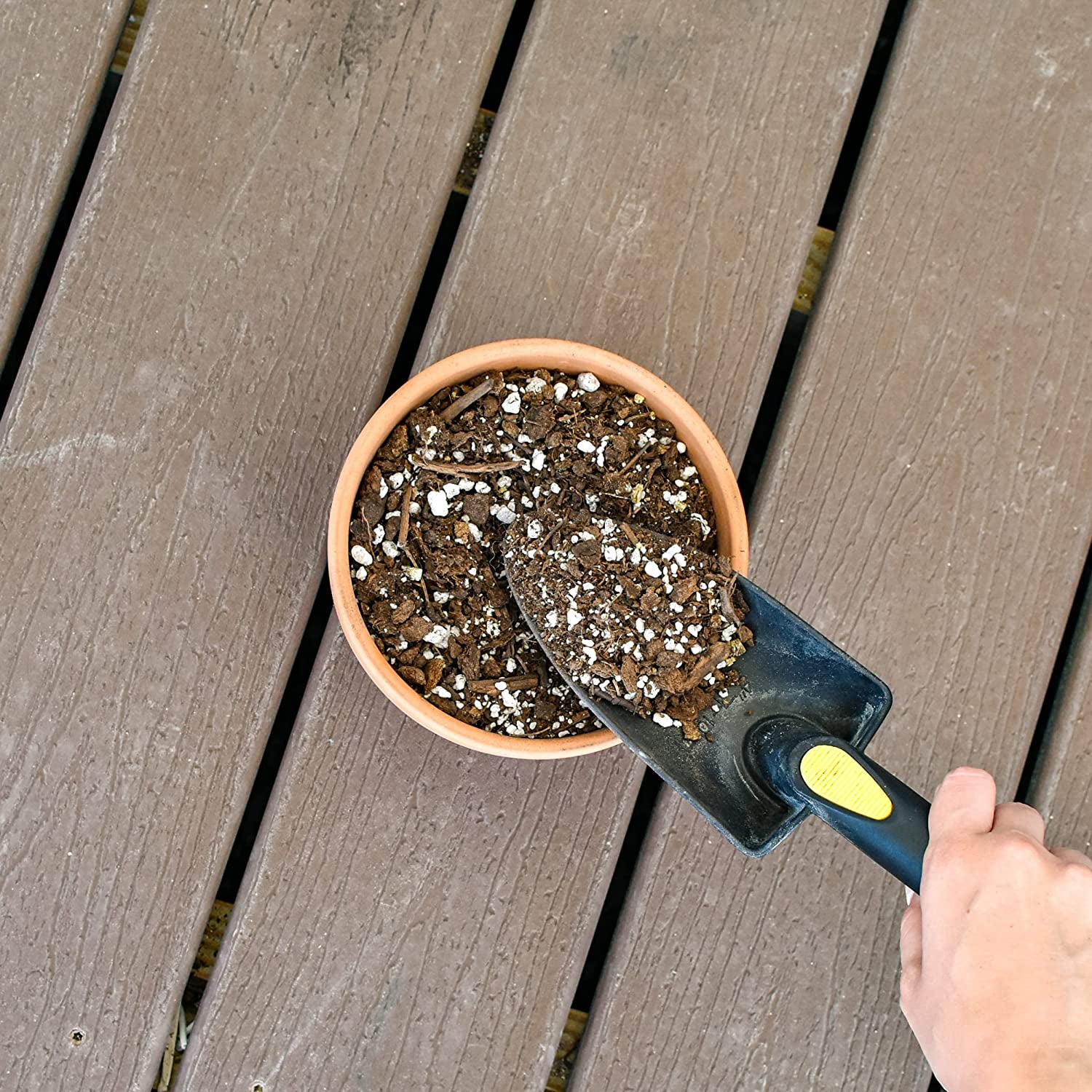 Soil Mixture for Indoor Herb Planters, Specially Blended Soil Mixture for Planting and Growing Indoor Kitchen Herbs Indoors, Indoor Herb Garden, Herb Growing Soil Mixture 2QT